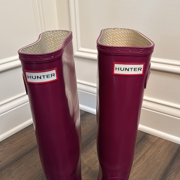 Magenta Hunter tall rain boots size 8 women's - Picture 12 of 13